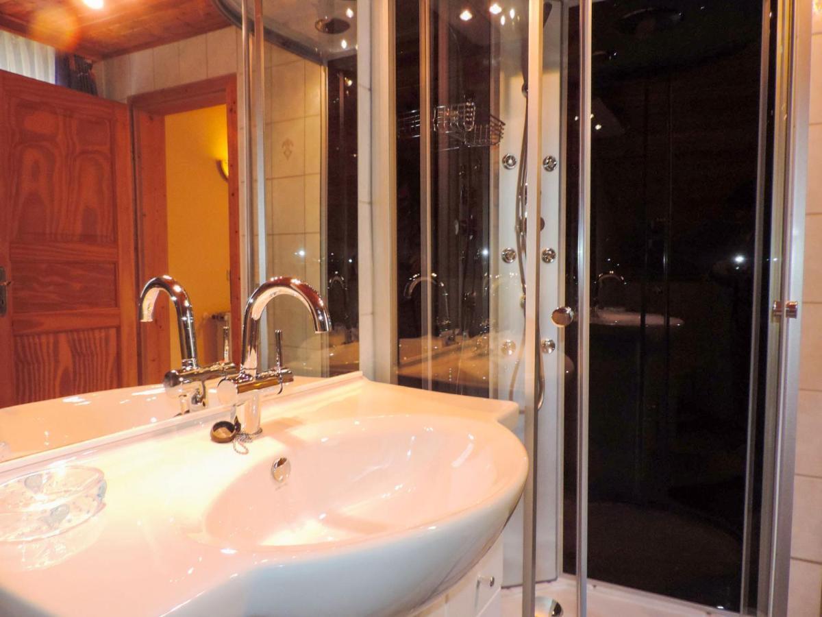Haus Walpurga Apartment เชียร์เคอ ภายนอก รูปภาพ